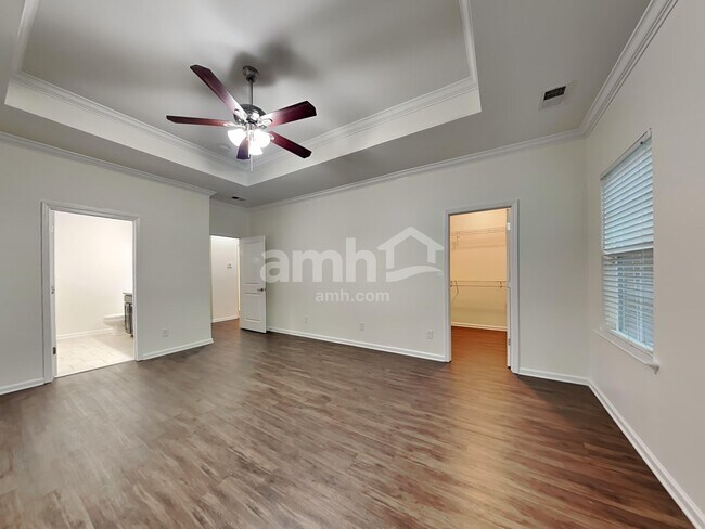 Building Photo - 108 Martello Rd