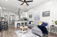 Building Photo - Newly furnished and remodeled 2 bed 2 bath!