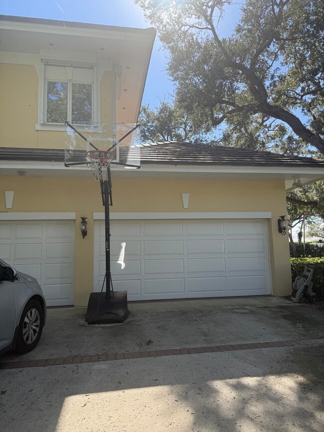 Building Photo - 1220 Indian Mound Trail