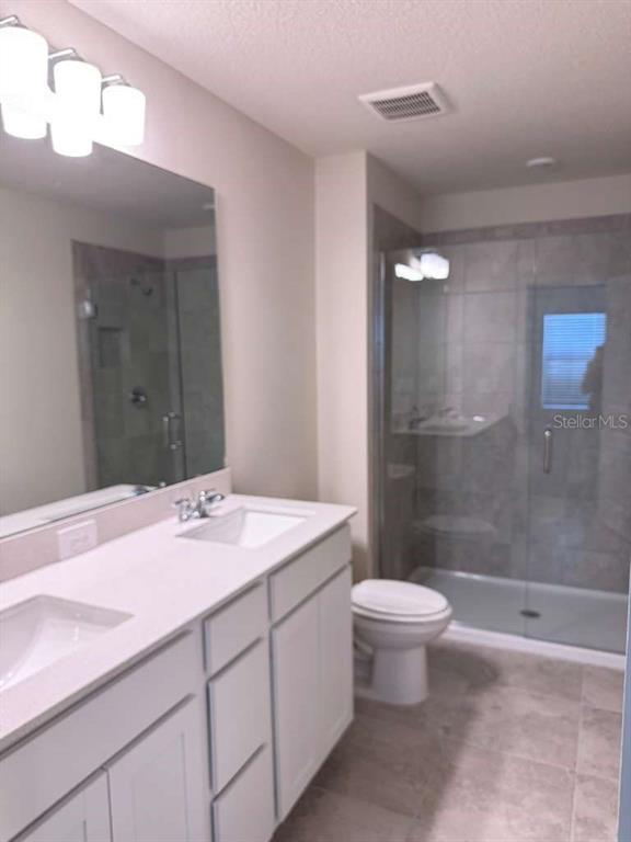 Building Photo - 2318 Southbury Dr