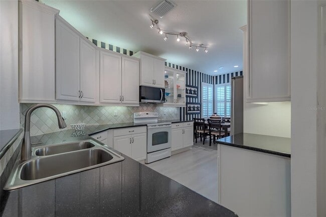 Building Photo - 16130 Amethyst Key Drive