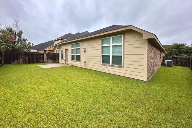 Building Photo - 26950 Churchill Gate Ln