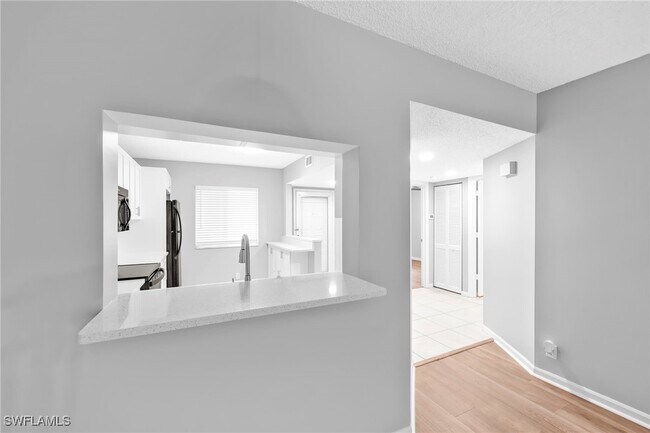 Building Photo - 7791 Esmeralda Way