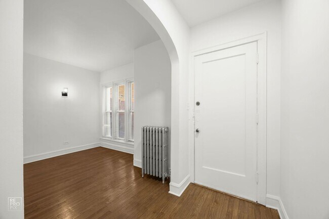 Building Photo - 7901 S Dobson Ave