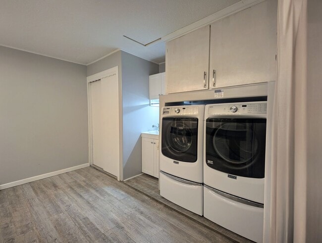 Building Photo - Spacious Noble Home with Open-Concept Kitchen, Storm Shelter & Workshop Space!