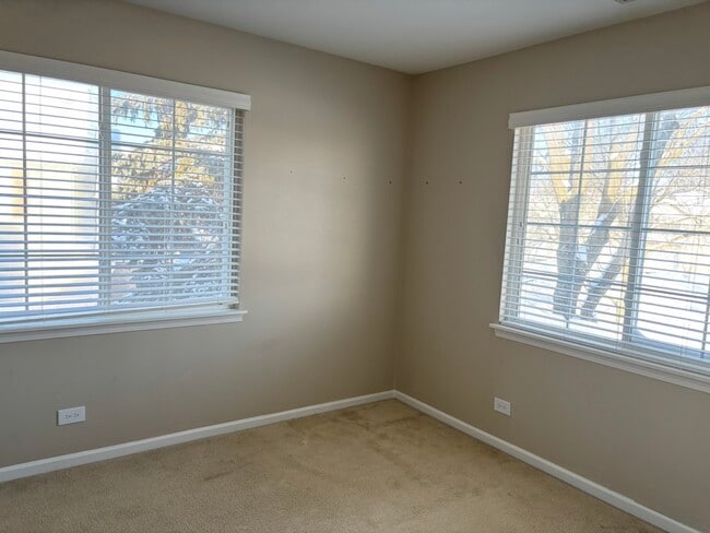 Building Photo - 2711 Odlum Dr