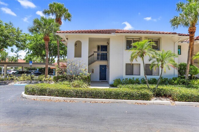 Primary Photo - 60 Pelican Pointe Dr