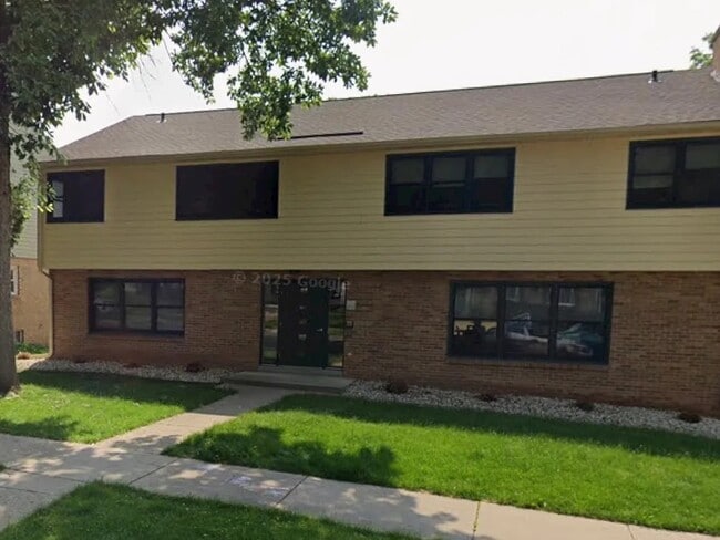 Building Photo - 306 Palomino Ln