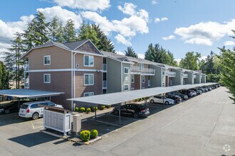 Building Photo - Holly 100