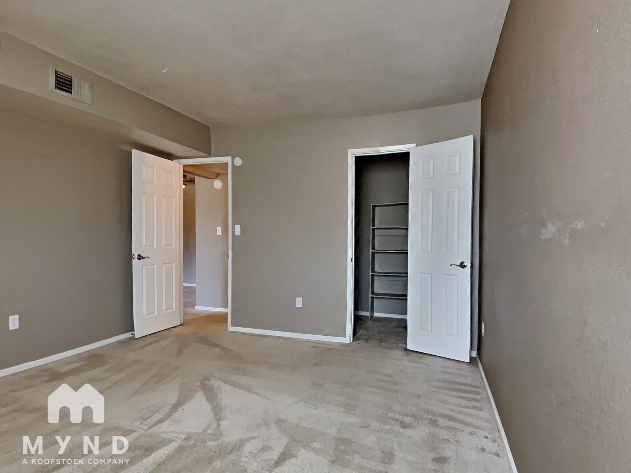 Building Photo - 5877 N Granite Reef Rd