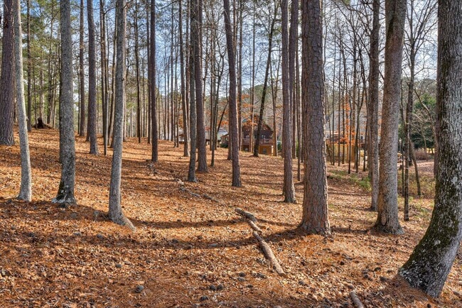 Building Photo - 1700 Buckhead Dr