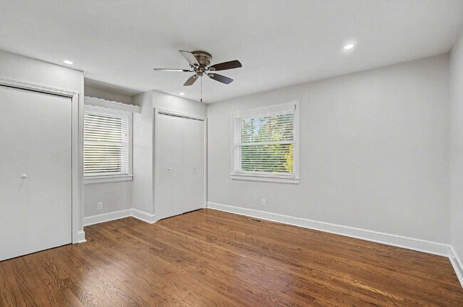 Building Photo - Charming 3-Bed/2.5-Bath Ranch in Durham