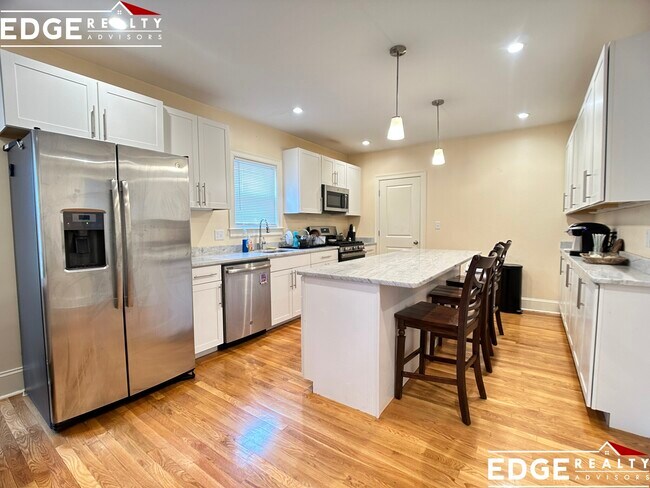 Building Photo - 38 Matchett St