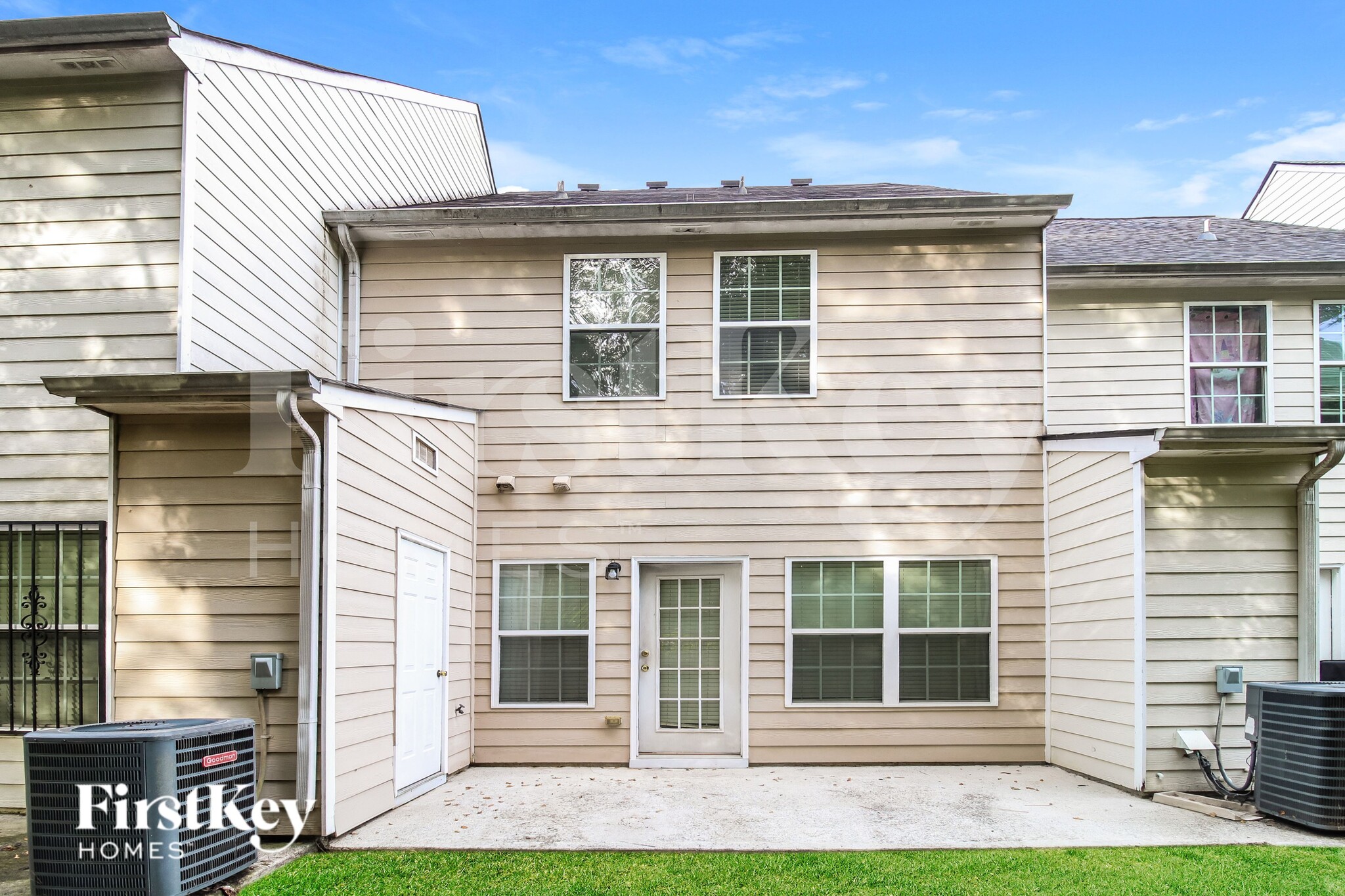 Building Photo - 243 Brookview Dr