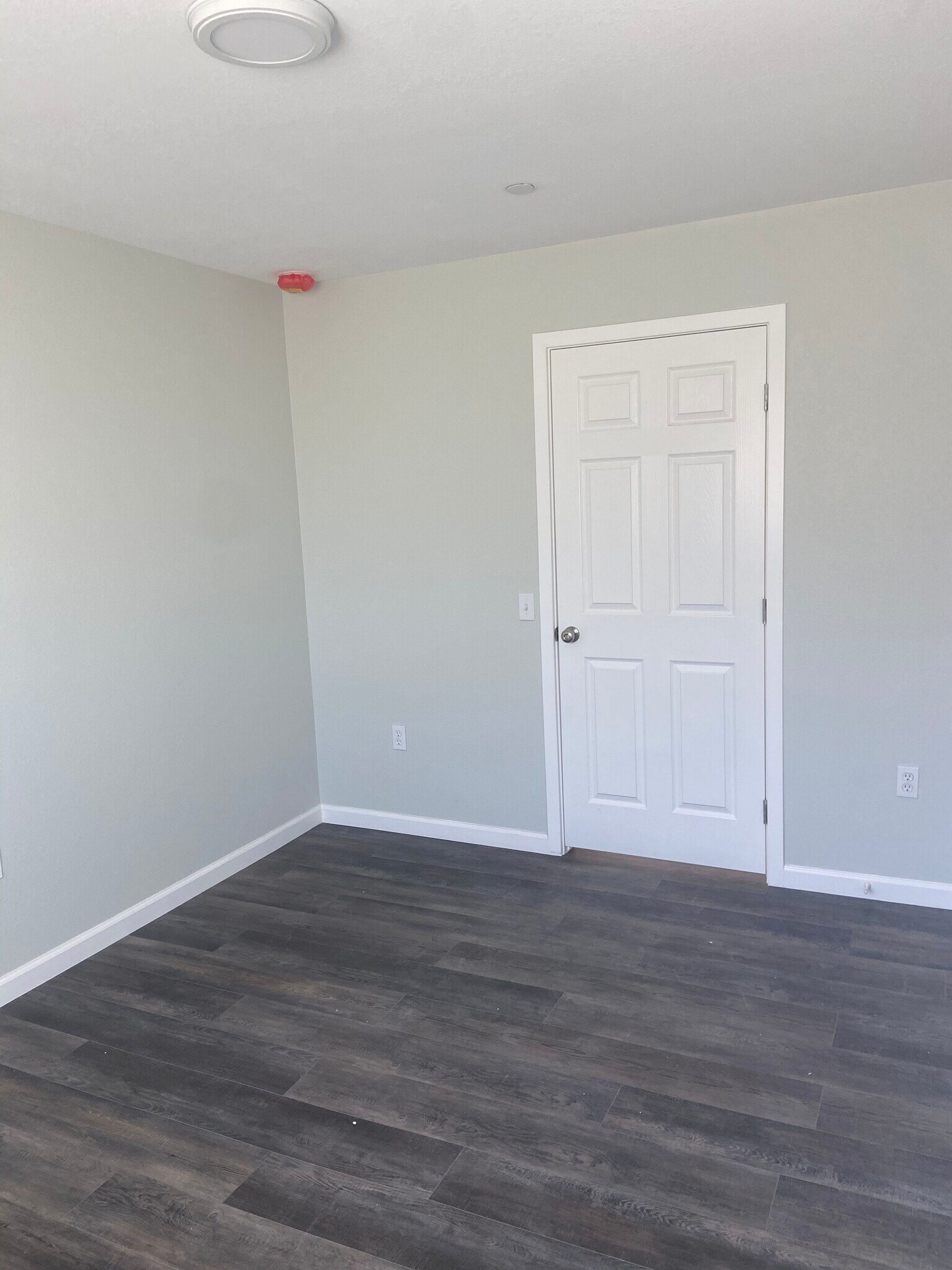 Building Photo - 446 W 126th St