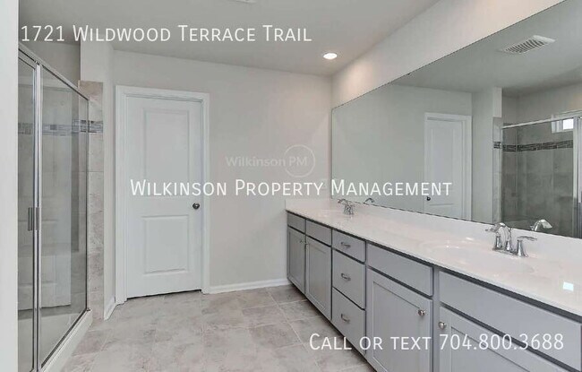 Building Photo - 1721 Wildwood Terrace Trl