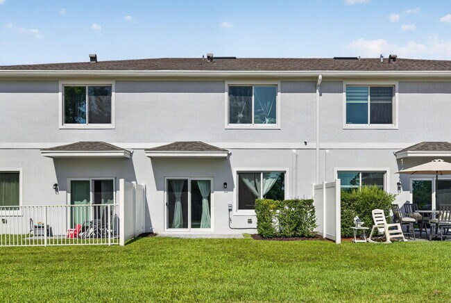 Building Photo - 608 Waters Edge Ln