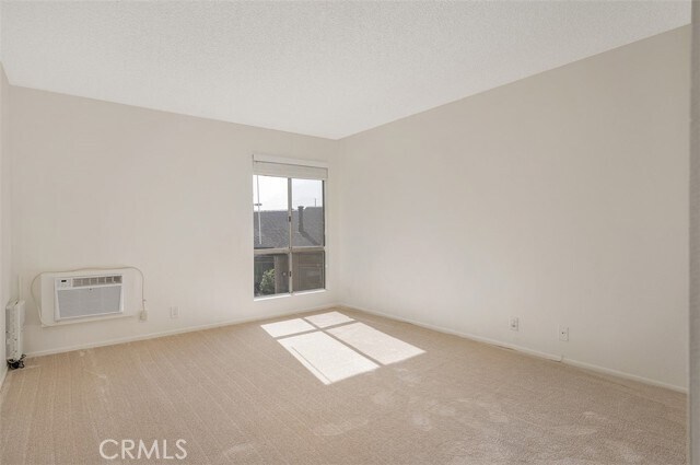 Building Photo - 7890 E Spring St