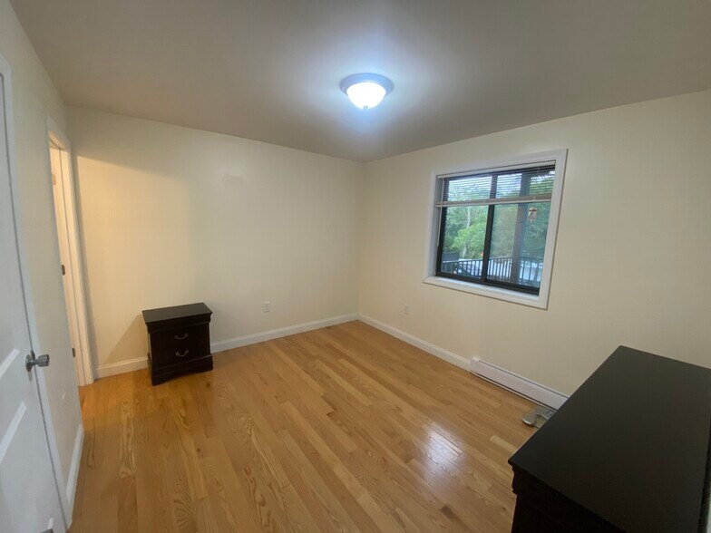 Building Photo - 10 Arizona Ter