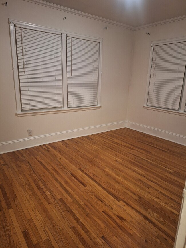 2nd bedroom - 401 S Vassar St