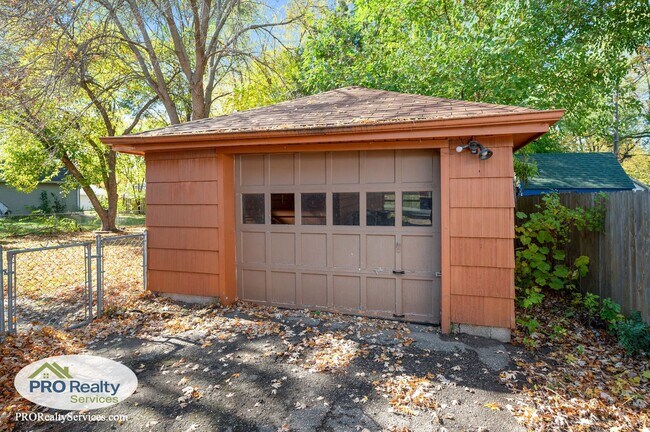 Building Photo - 8336 Blaisdell Ave S