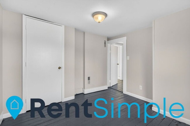 Building Photo - 317 Prince Edward St