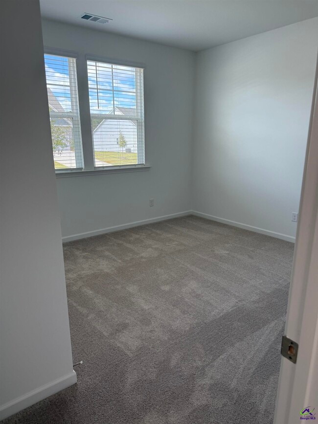 Building Photo - 203 Overton Dr