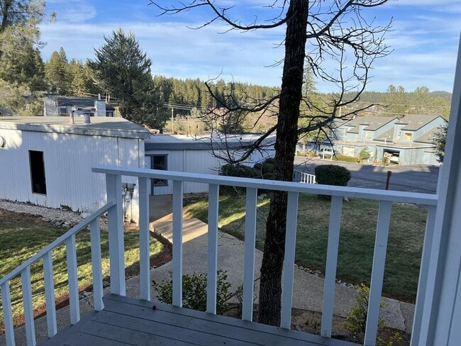 Building Photo - 133 Rockwood Drive - 1