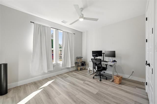 Building Photo - 7733 Indian Ridge Trail