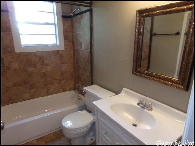 Building Photo - 6601 Kavanaugh Pl