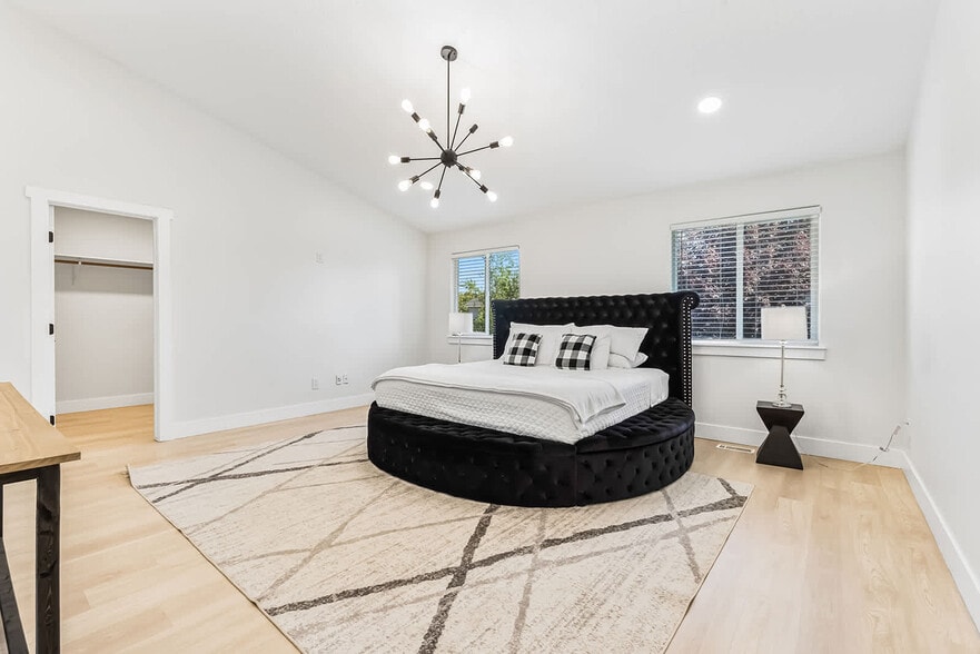 Building Photo - 4061 E Arch Dr