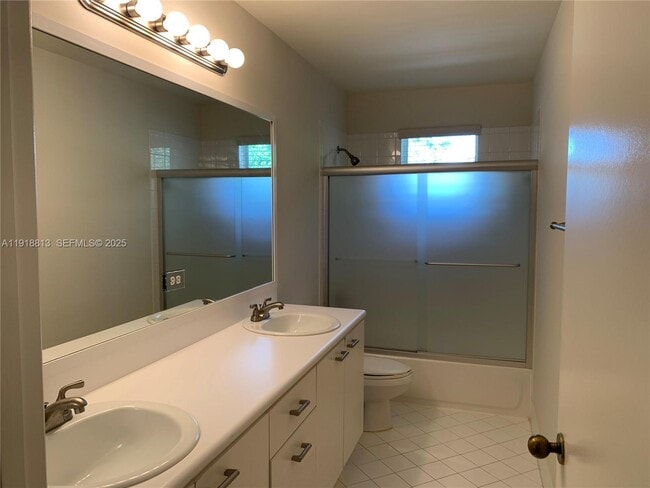 Building Photo - 2165 Pasa Verde Ln