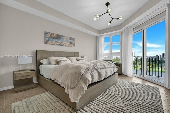 Building Photo - 20000 E Country Club Dr