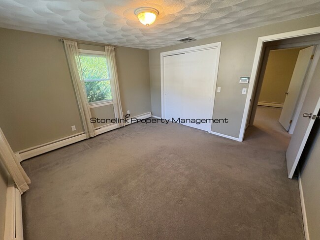 Building Photo - Beautiful Single Family Home For Rent in W...