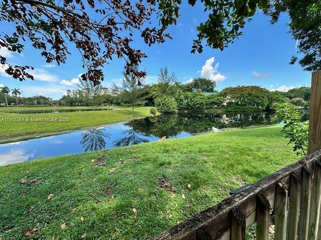 Building Photo - 423 N University Dr