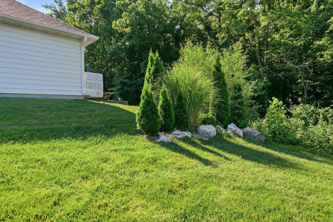 Building Photo - 2404 Baxley Dr