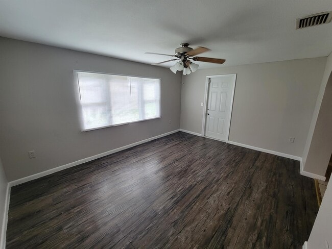 Building Photo - 7914 Wallaba Ln