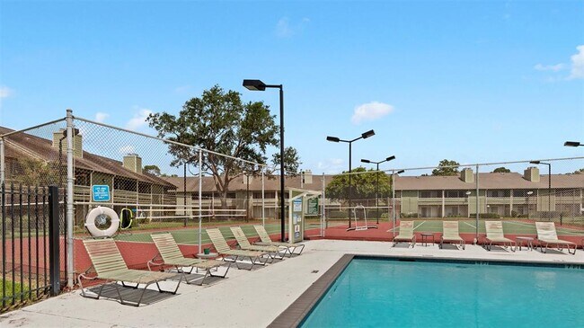 Building Photo - 14777 Wunderlich Dr