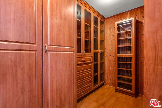 Building Photo - 11244 Briarcliff Ln