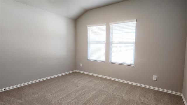 Building Photo - 417 Stagg St