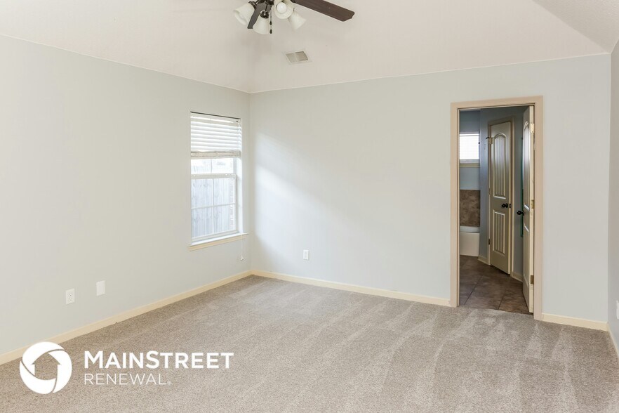 Building Photo - 8852 Campaldino Ave