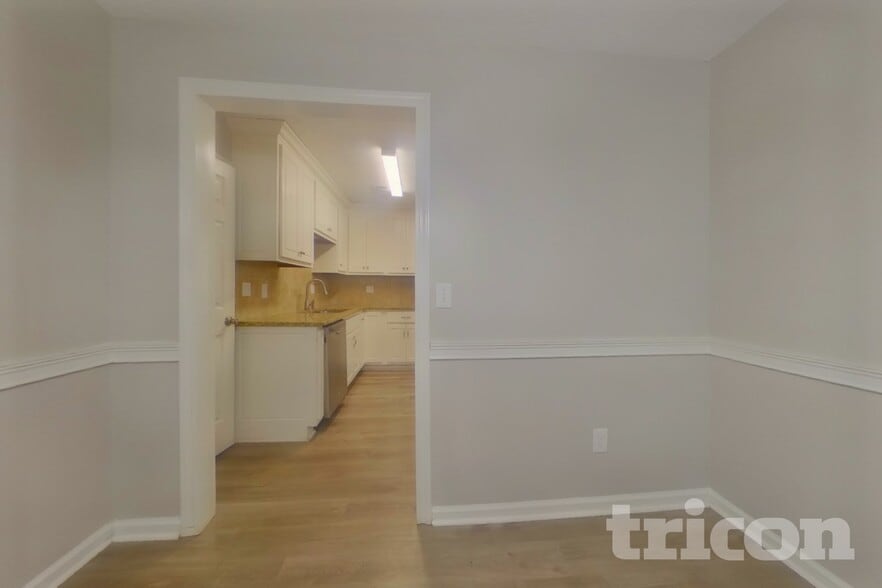 Building Photo - 1182 Plunkett Way