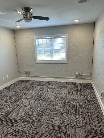 Building Photo - 16075 FM 849