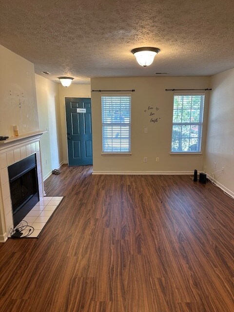 Building Photo - 15000 Lenox Dr