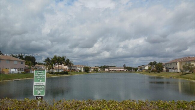 Building Photo - 14045 SW 121st Pl