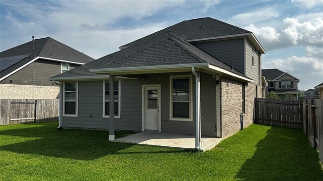 Building Photo - 31407 Black Frst Xing