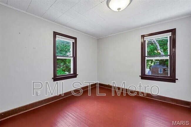 Building Photo - 5212 Fletcher St
