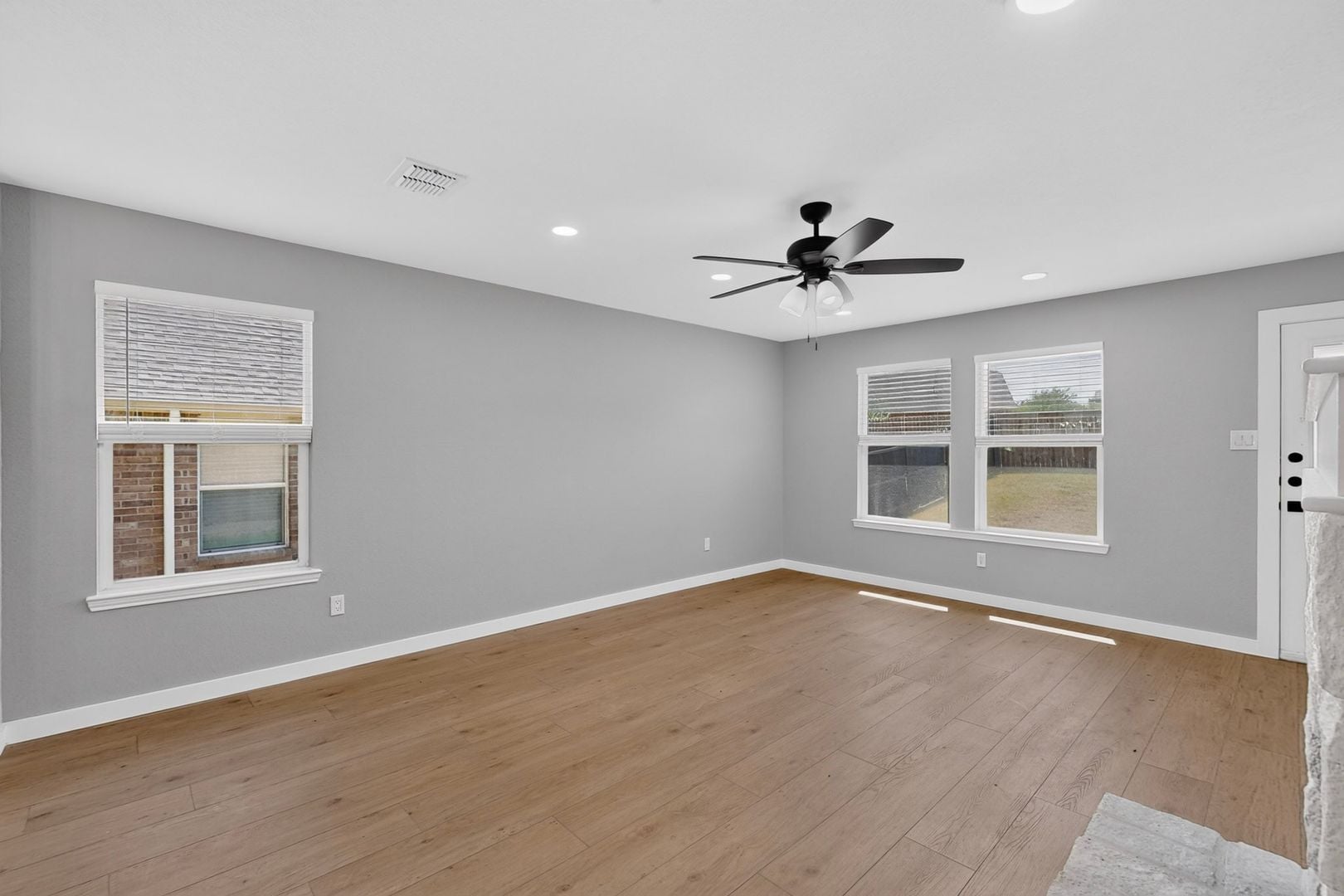 Building Photo - 13291 Guerin Dr