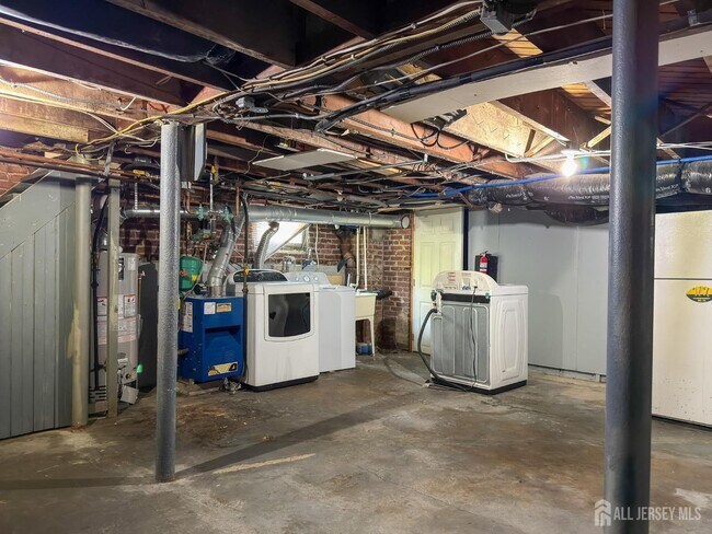 Building Photo - 400 Stockton St