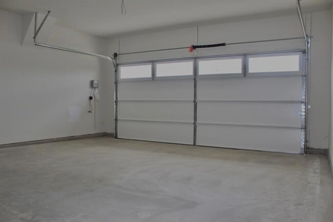 Building Photo - 2245 Leppy Ln